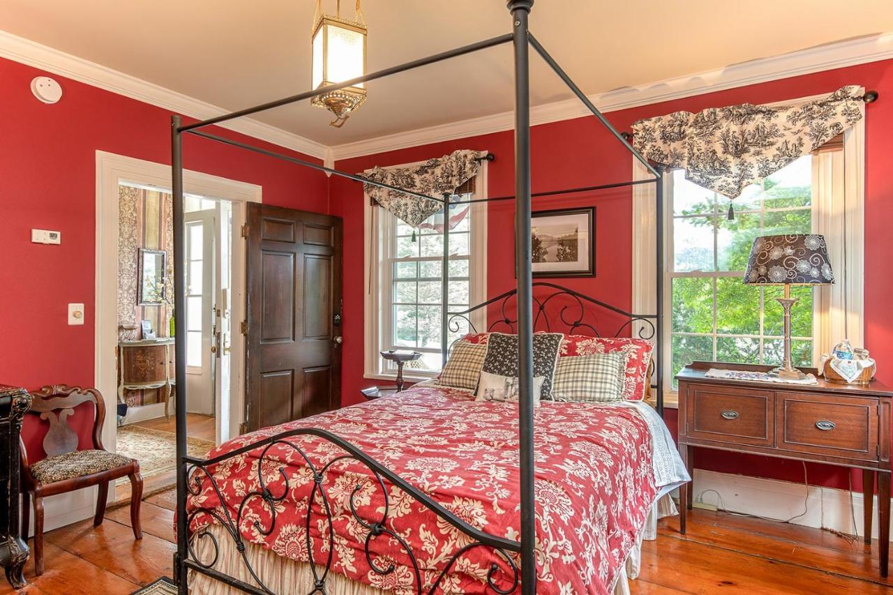 Van Winkle Inn Greenville エクステリア 写真
