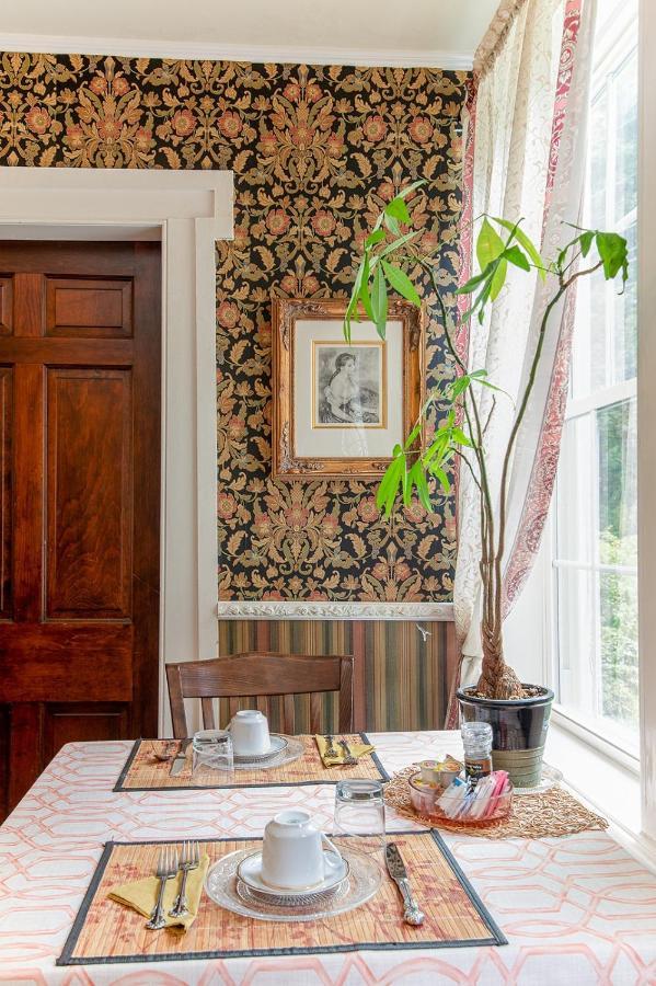 Van Winkle Inn Greenville エクステリア 写真