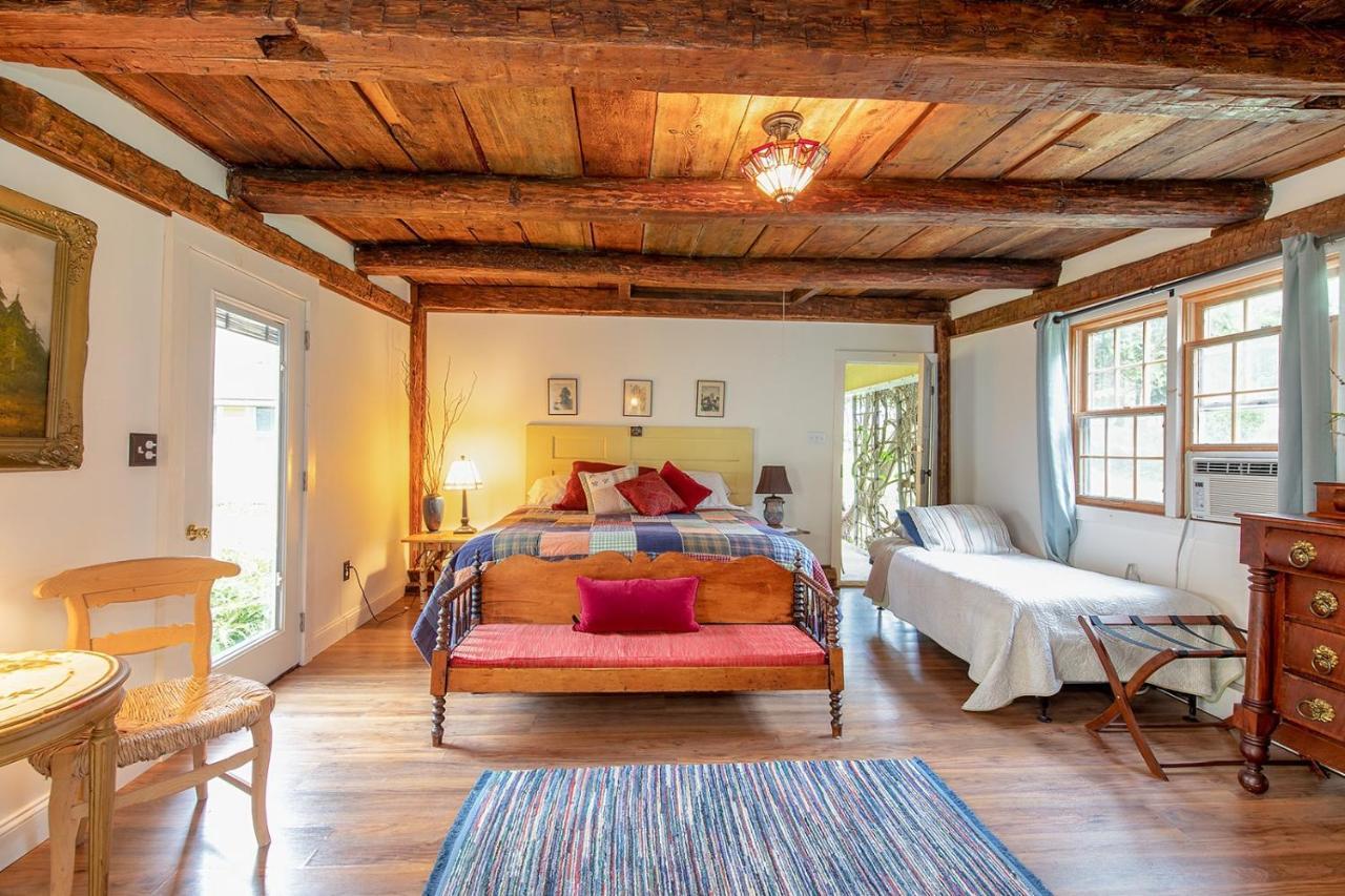 Van Winkle Inn Greenville エクステリア 写真