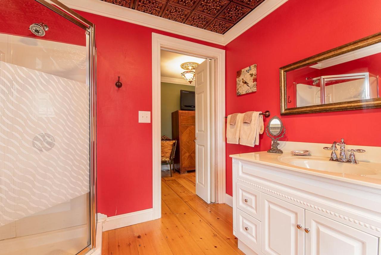 Van Winkle Inn Greenville エクステリア 写真