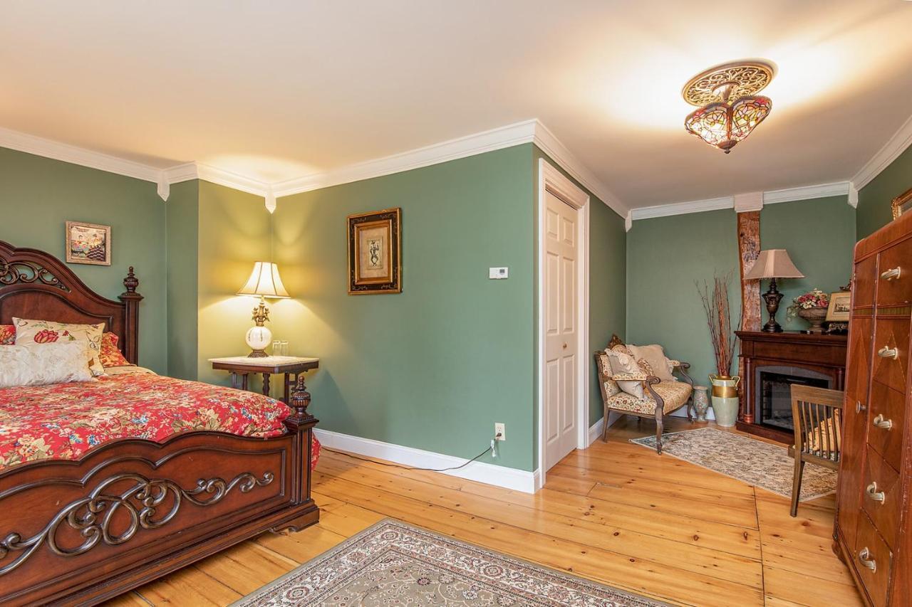 Van Winkle Inn Greenville エクステリア 写真